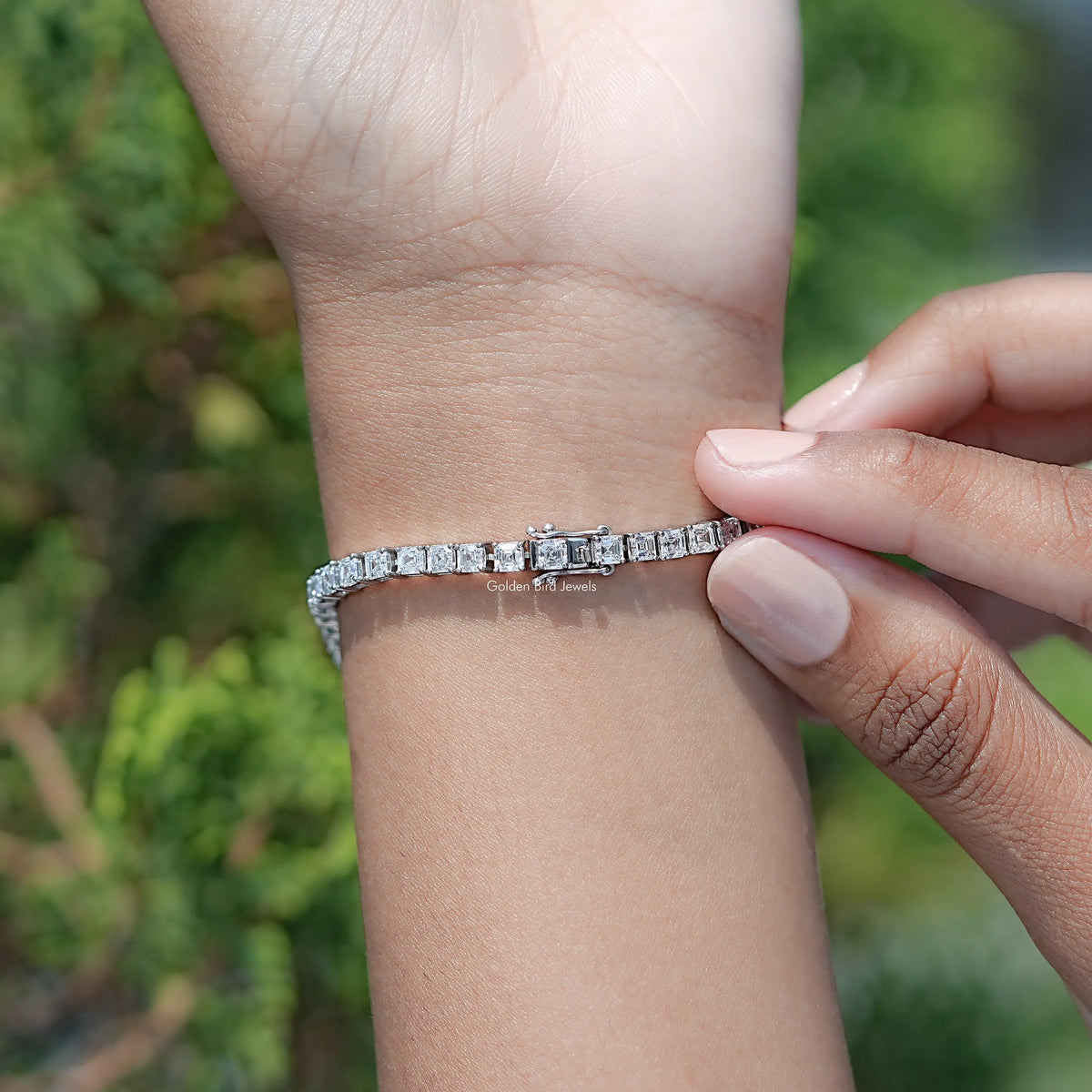 Back View Of Asscher Cut Lab Grown Diamond Tennis Bracelet