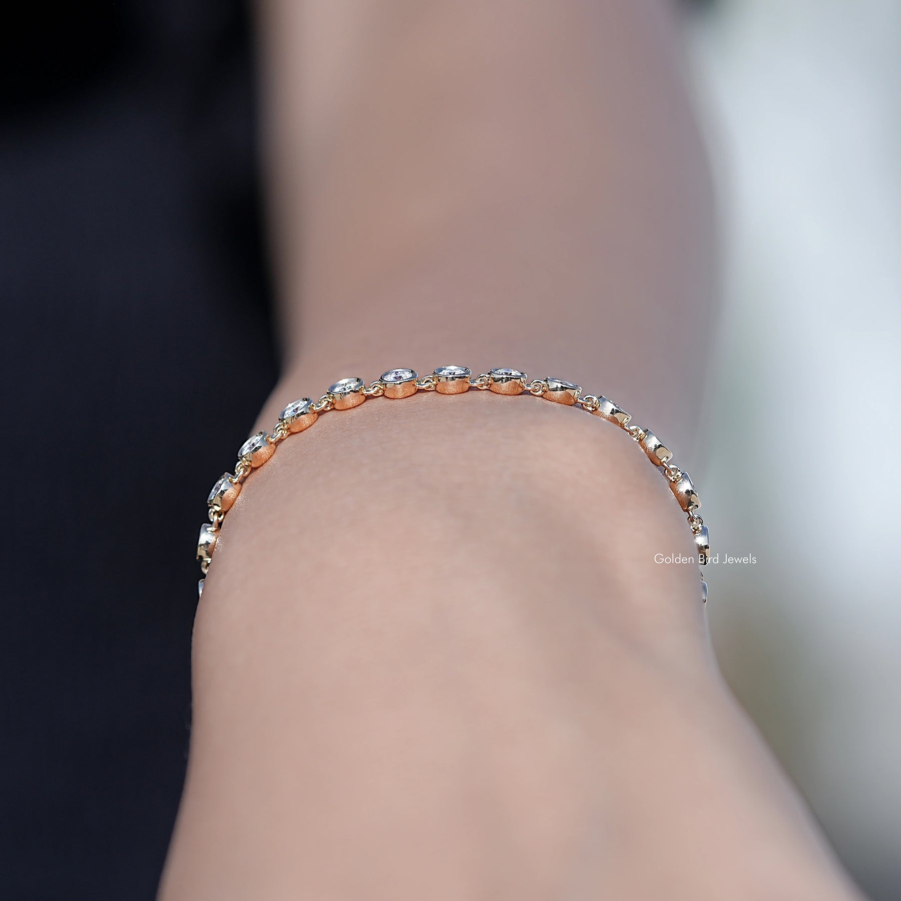 Colorless Round Cut Moissanite Bracelet