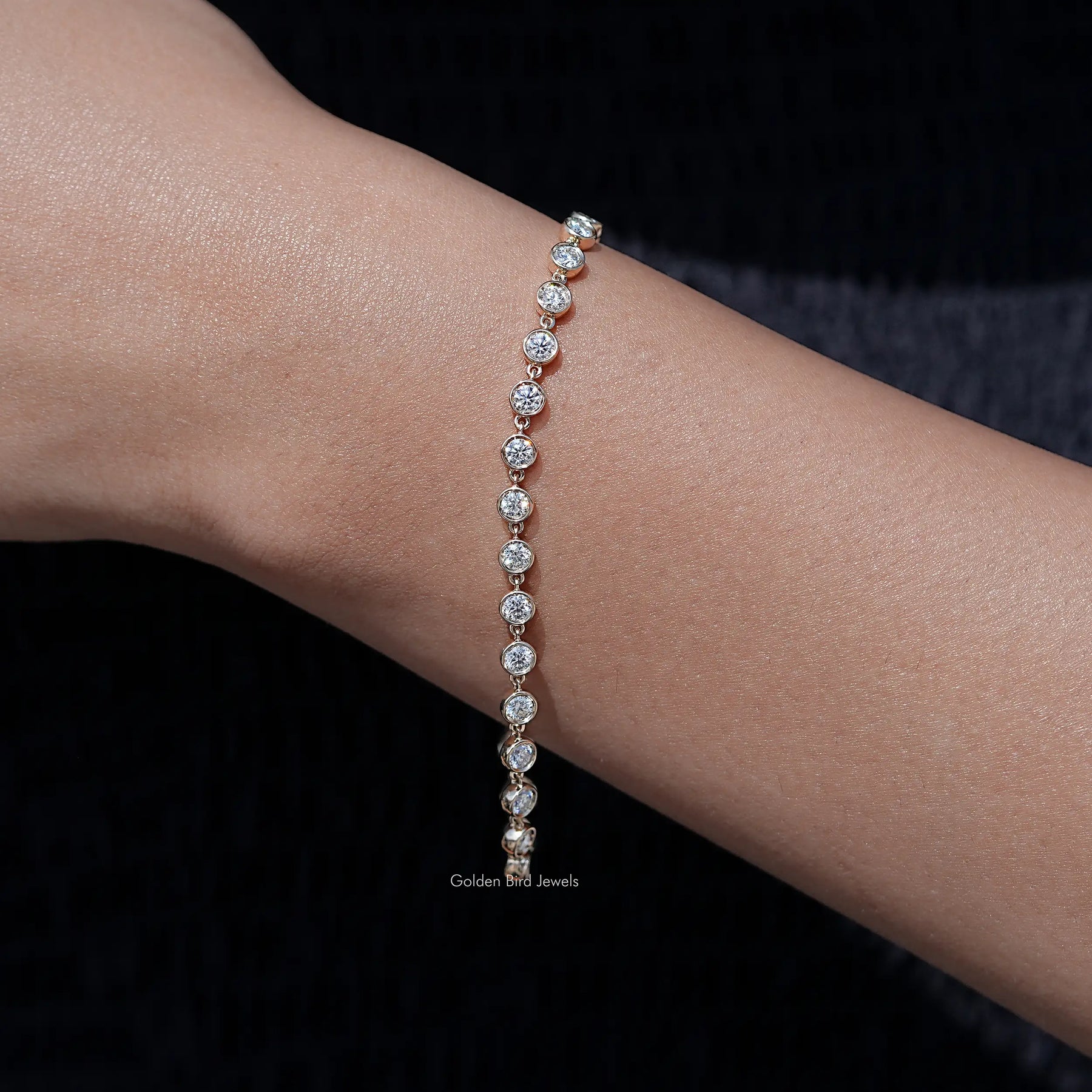 Colorless Round Cut Moissanite Bracelet
