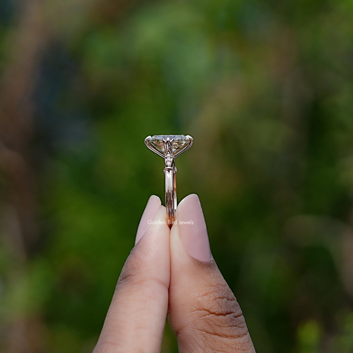 Side View of Engagement ring crafted With Cushion Cut moissanite
