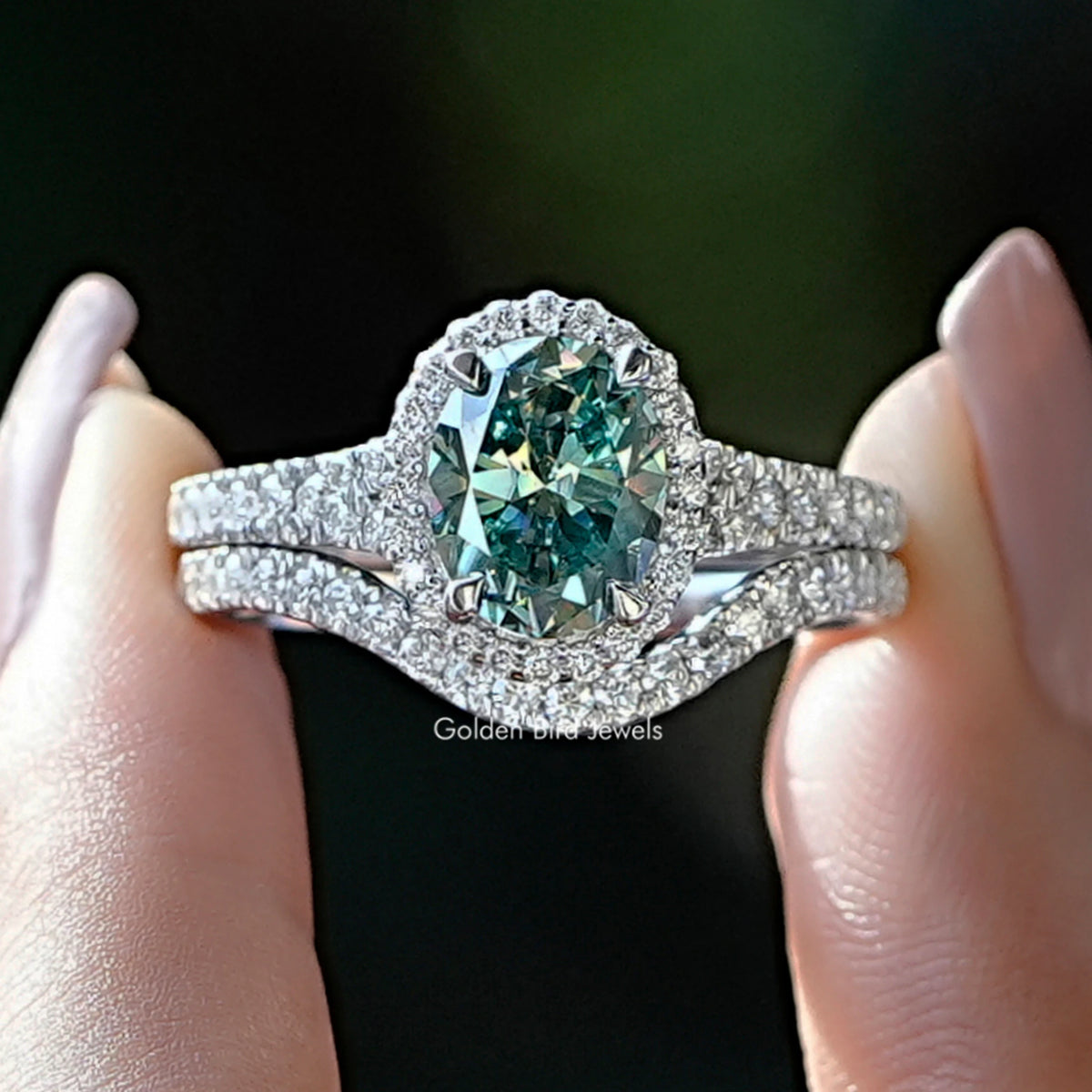 Oval And Round Cut Moissanite Bridal Ring Set