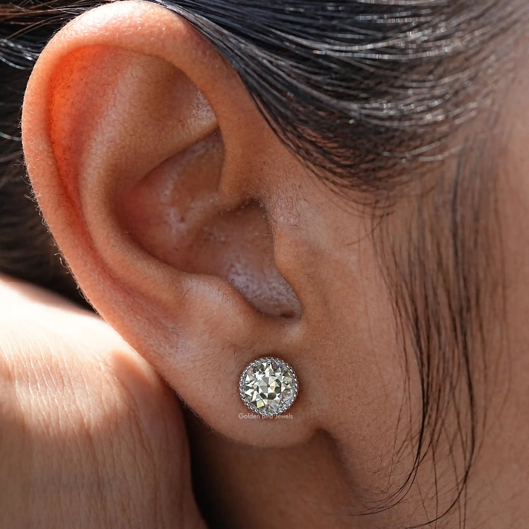 Top view of european round cut moissanite studs