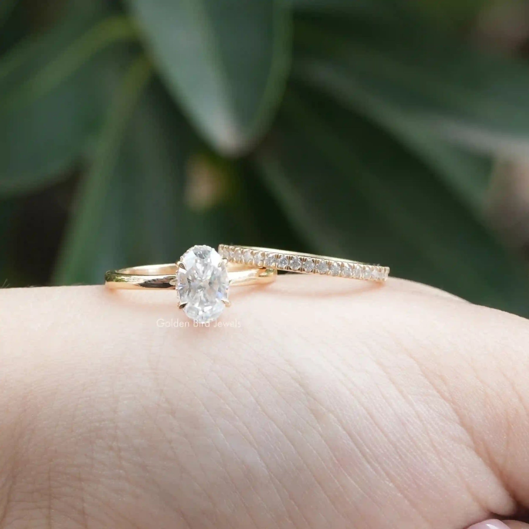 Detailed View of Oval Cut Bridal Wedding Ring Set In Yellow Gold