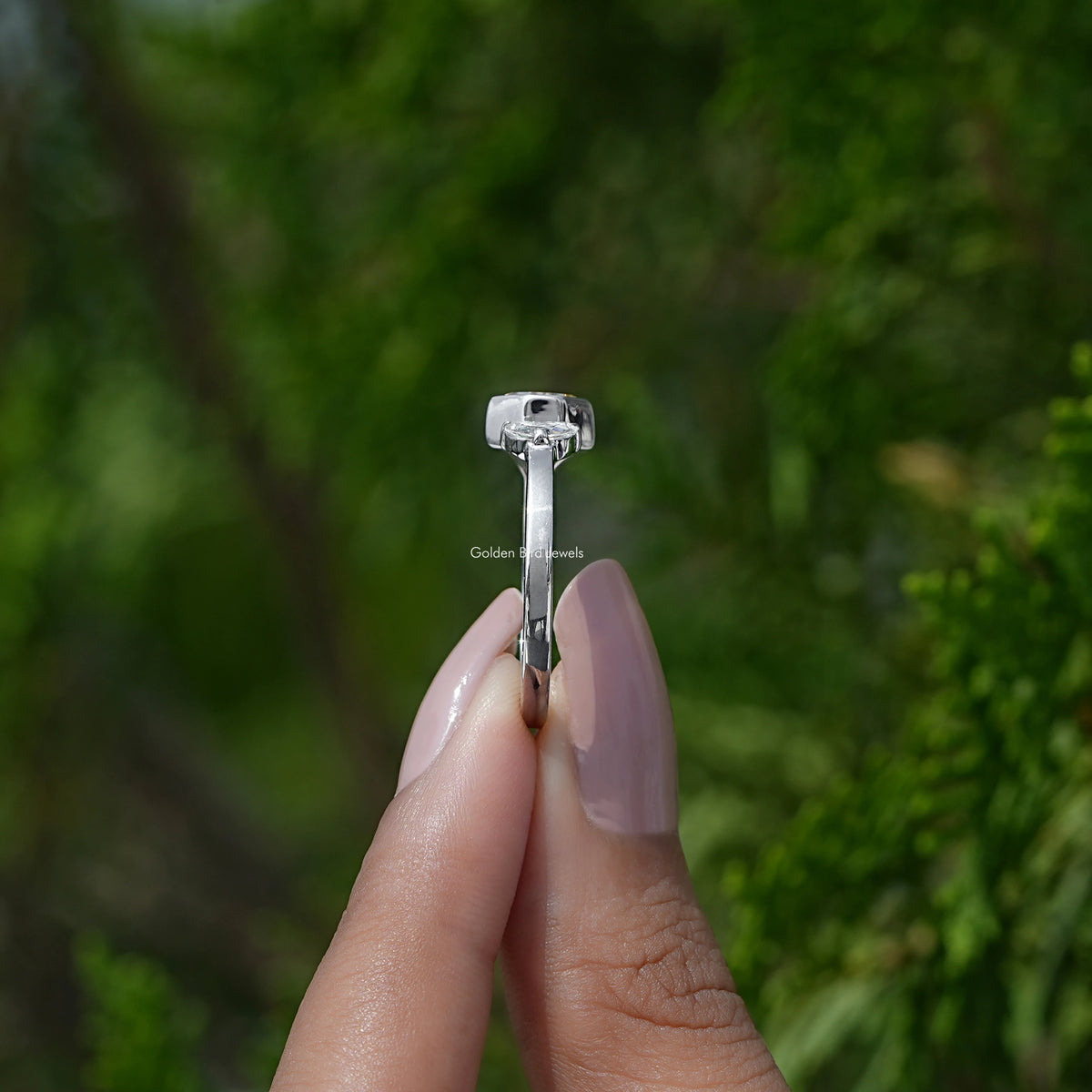 Shield Cut Moissanite Toi Et Moi Engagement Ring