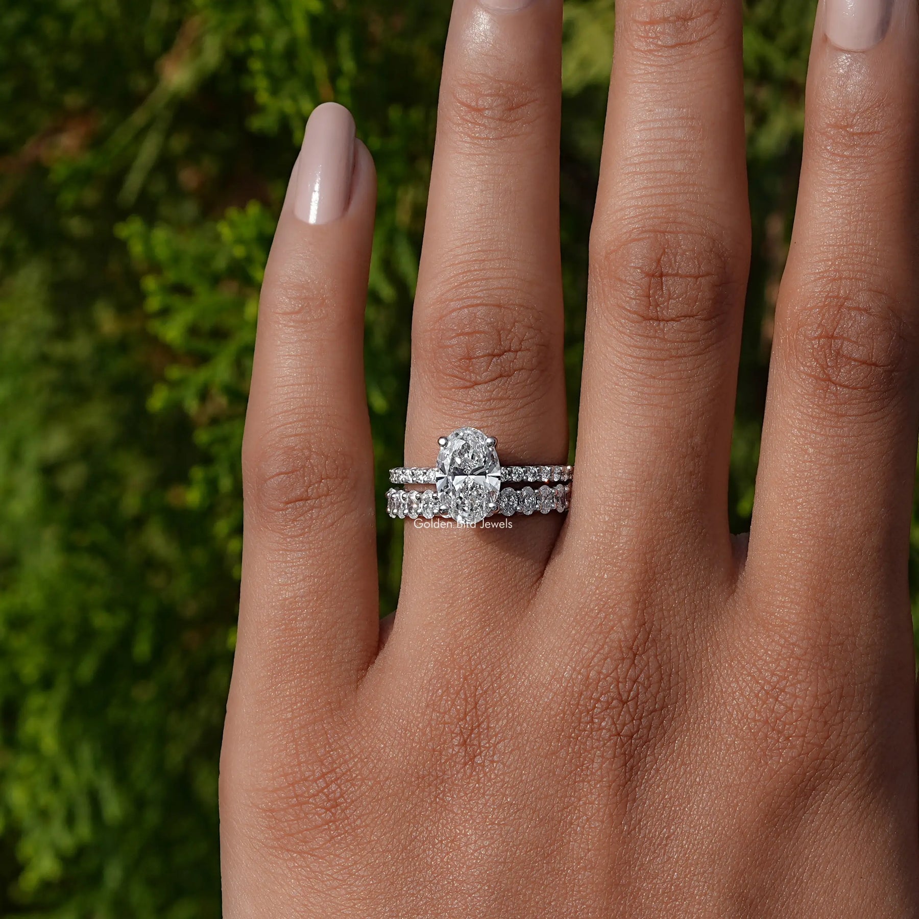Close-Up View of Lab Diamond Bridal Ring Set