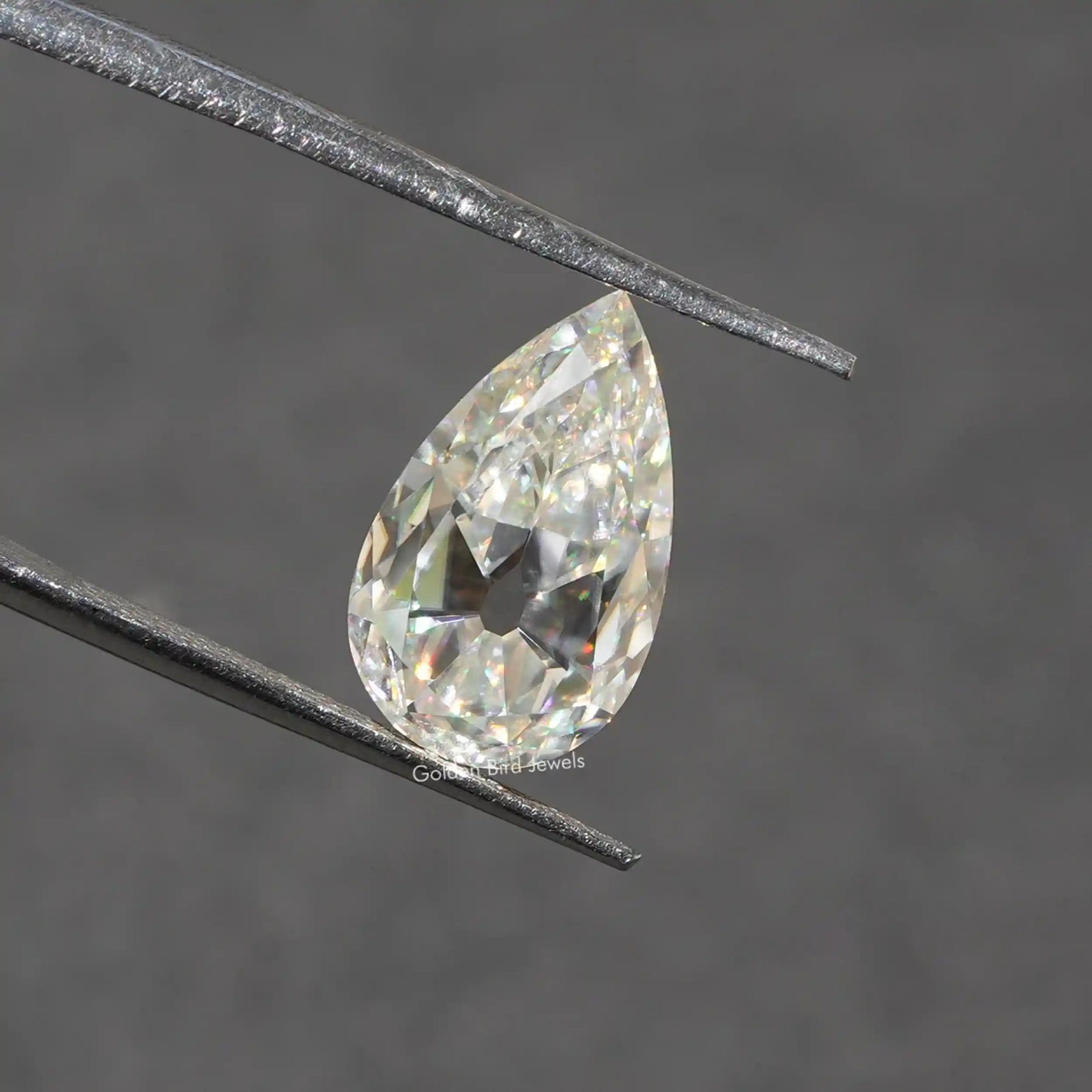 Near Colorless Pear Shaped Loose Stone