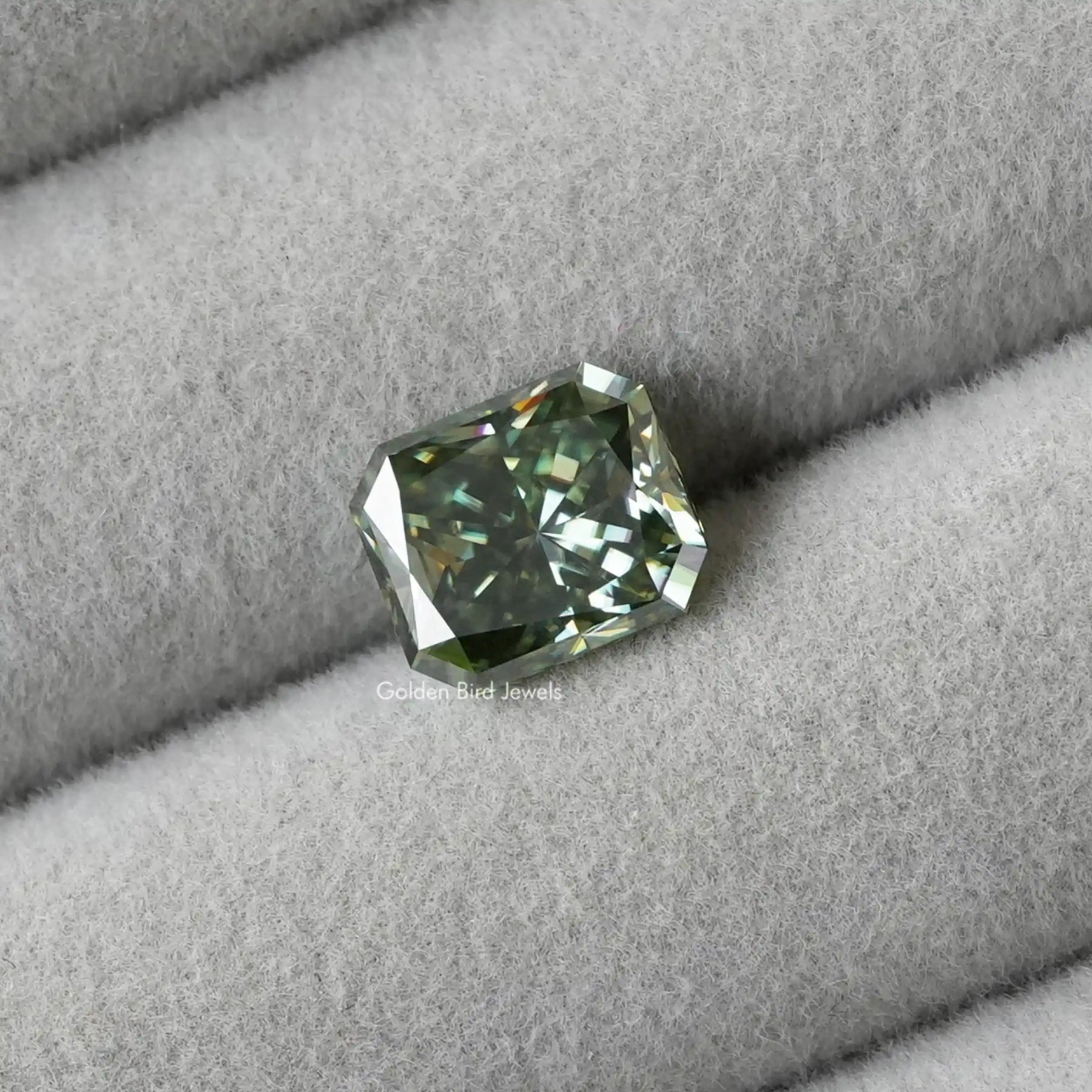 Detailed view of Moissanite Radiant Cut Loose