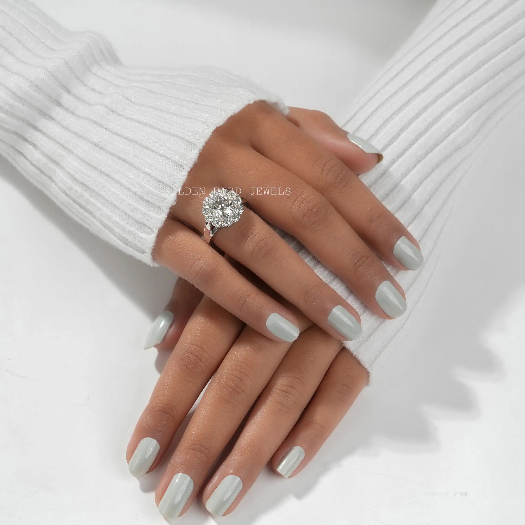 View of Round Cut Floral Style Vintage Ring In White Gold