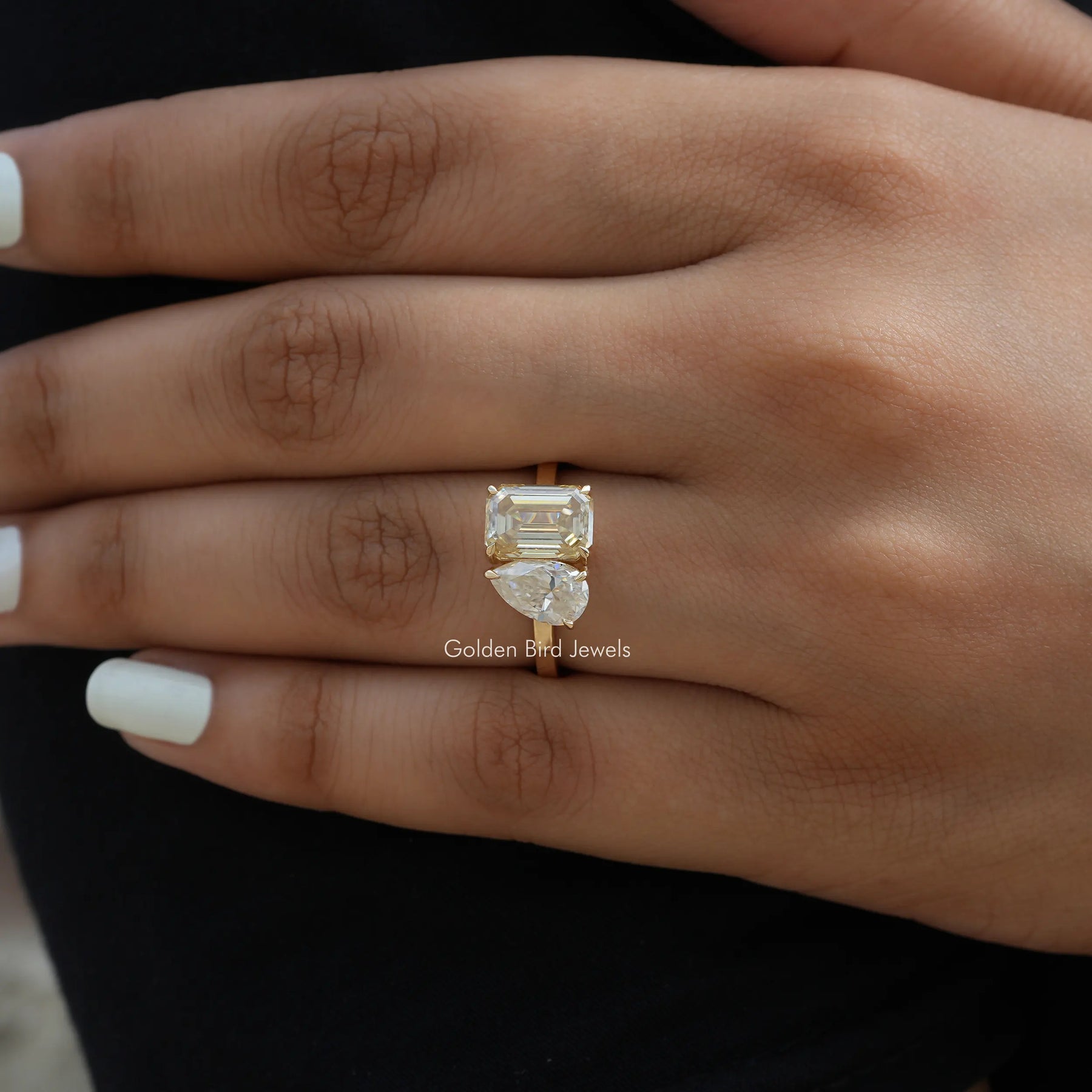 Pear And Emerald Moissanite Toi Et Moi Ring