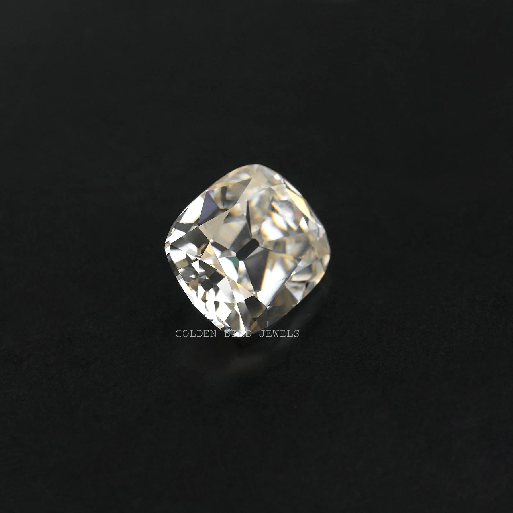 Detailed View Of Old mine Loose Moissanite in Unique Pattern