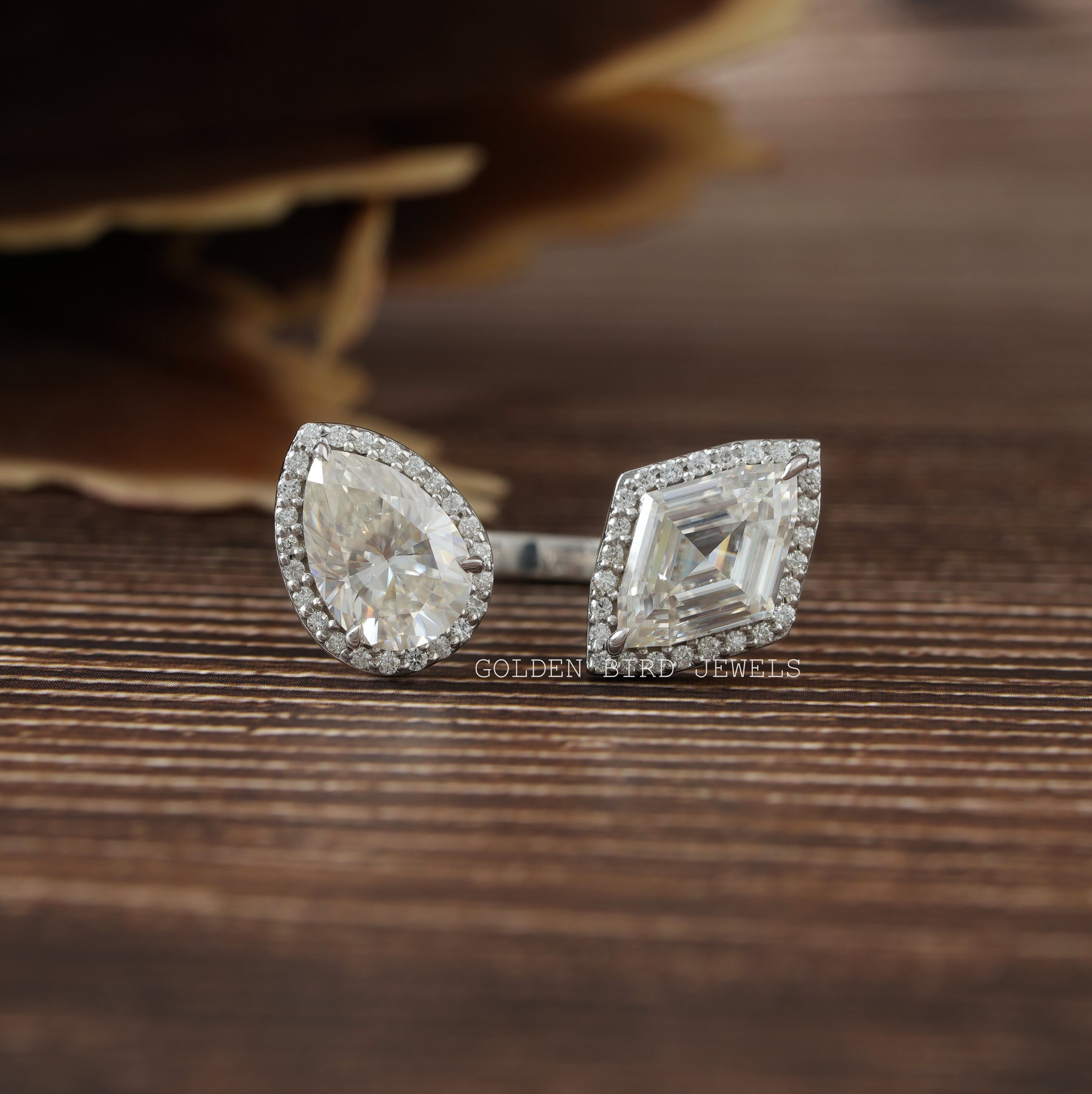 Marquies and pear cut halo moissanite engagement ring