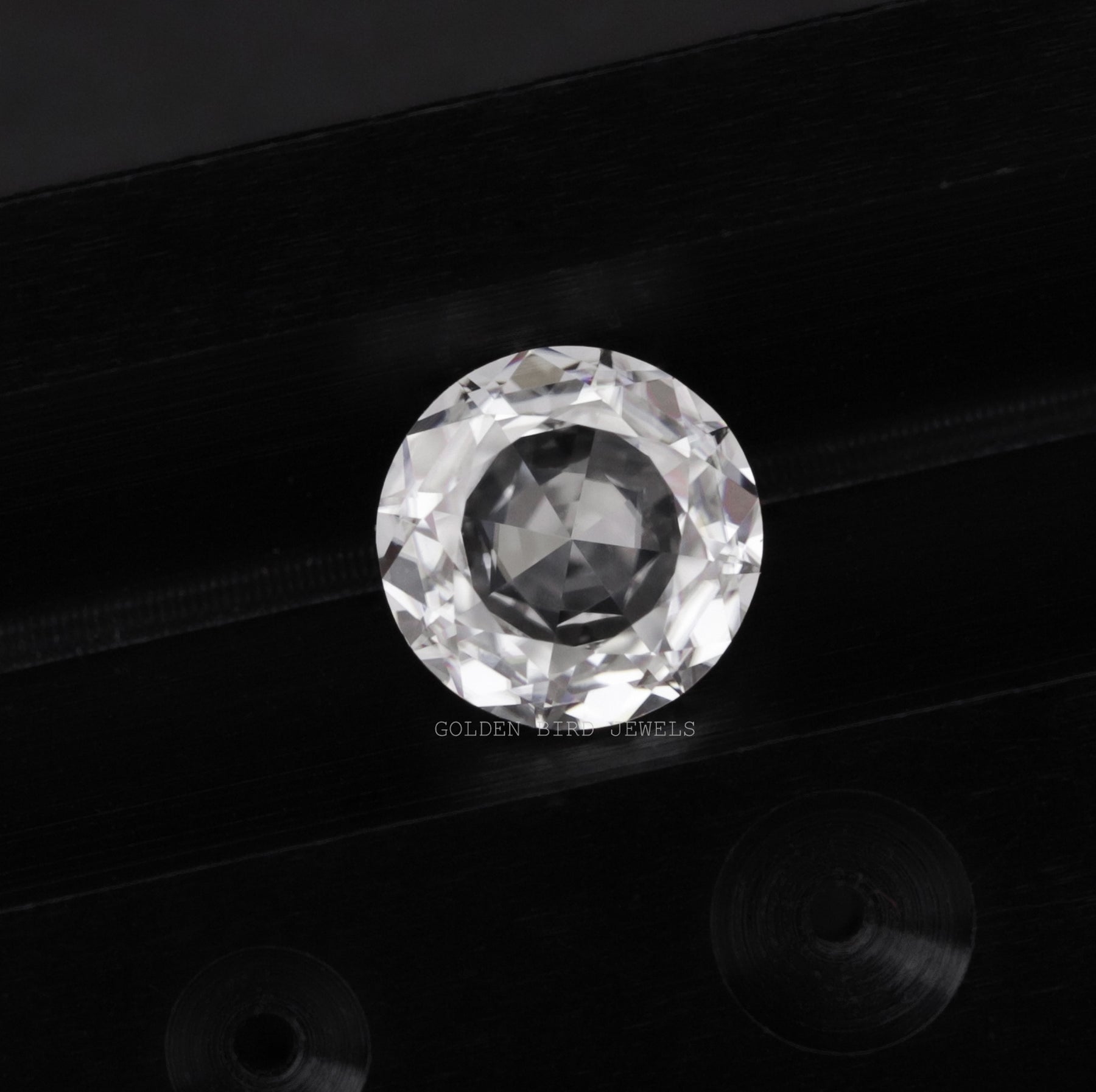 Close View Of Moissanite Rose Cut Round Loose Stone