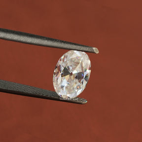 Tweezer view of Old Mine moval Cut Loose moissanite 