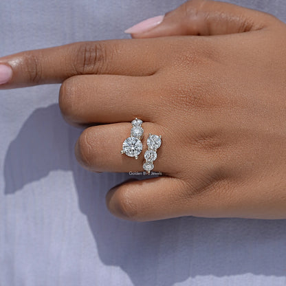 Round Cut Moissanite Bypass Shank Pendant