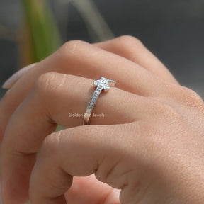 Detailed View Of Round Cut Style Moissanite Ring In Yellow Gold