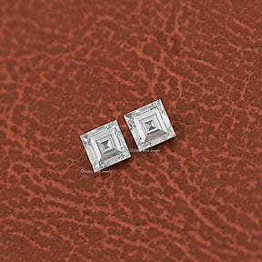 Front View Of Lab Grown Carre Shaped Diamonds