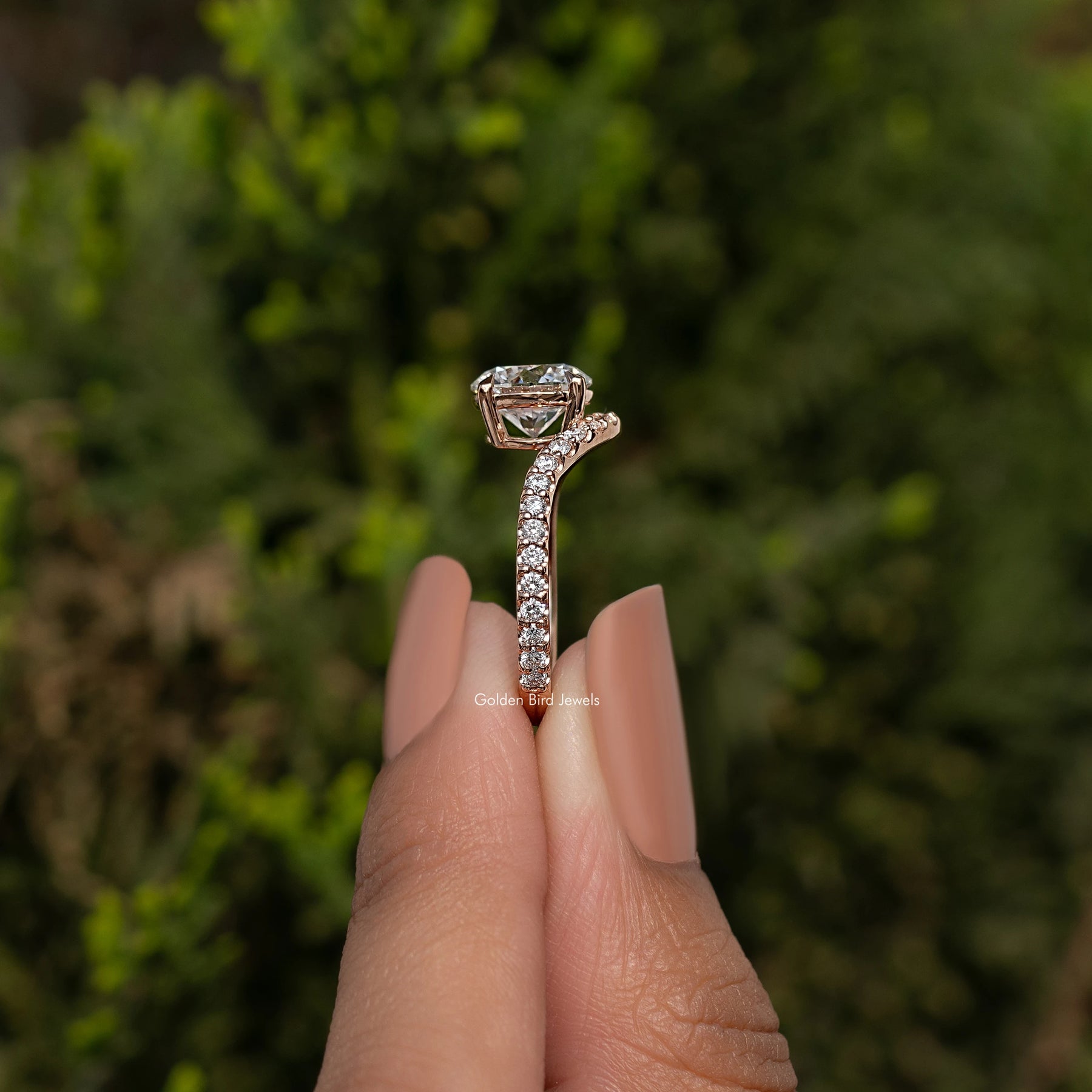 Lab Grown Round Cut Curved Accent Engagement Ring