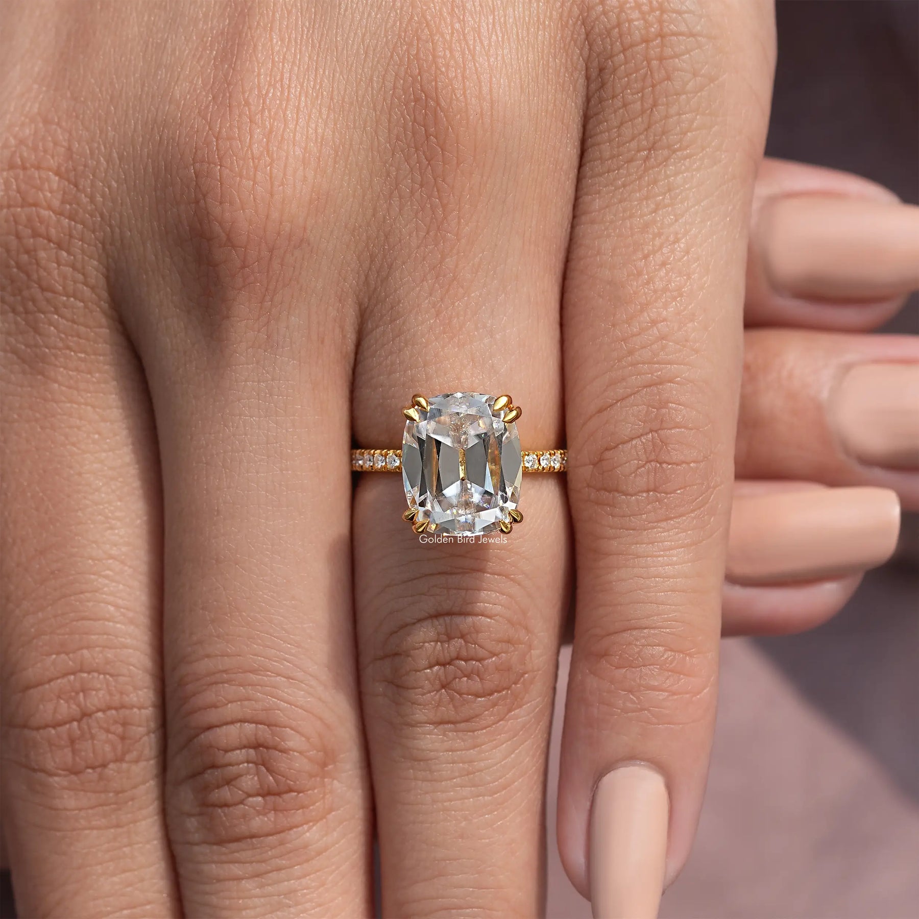 Old Mine Cushion Cut Moissanite Accent Stone Ring