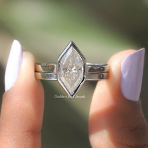 View of marquise cut moissanite  ring set 