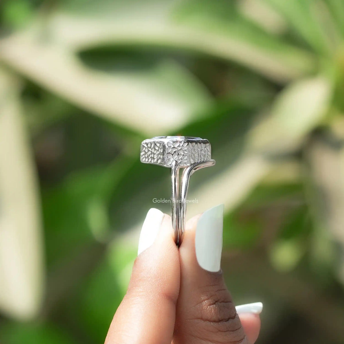 Dutch Marquise Shaped Moissanite Bridal Ring Set