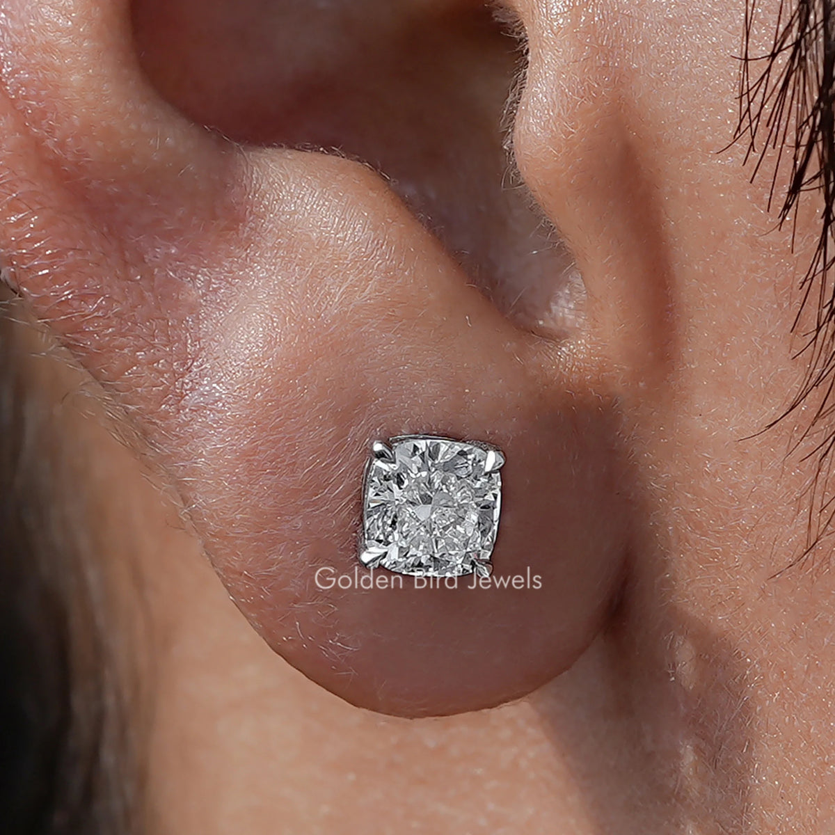 Cushion Lab Diamond Solitaire Stud Earrings