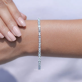 Emerald And Round Cut Diamond Tennis Bracelet