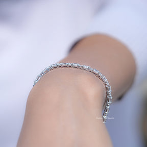 Emerald And Round Cut Diamond Tennis Bracelet