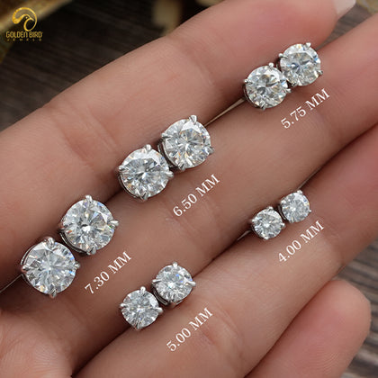 Round Cut Moissanite Solitaire Earring