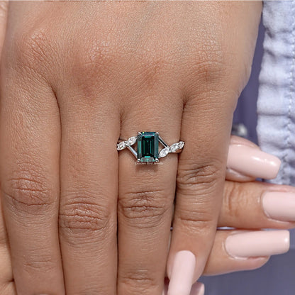 Green Emerald Moissanite Gemstone Floral Ring