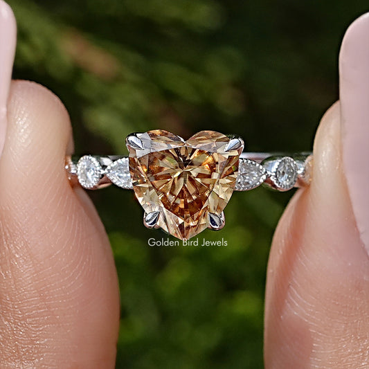 Heart Shape Moissanite Gemstone Wedding Ring