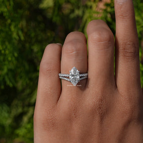 Detailed view of Diamond Bridal Ring Set In White Gold