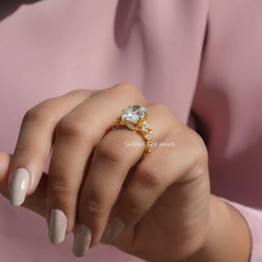 View of Oval & Marquise Shaped Moissanite Wedding Ring In Finger