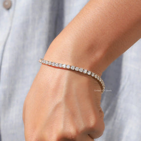 Beautiful Round Cut Moissanite Tennis Bracelet