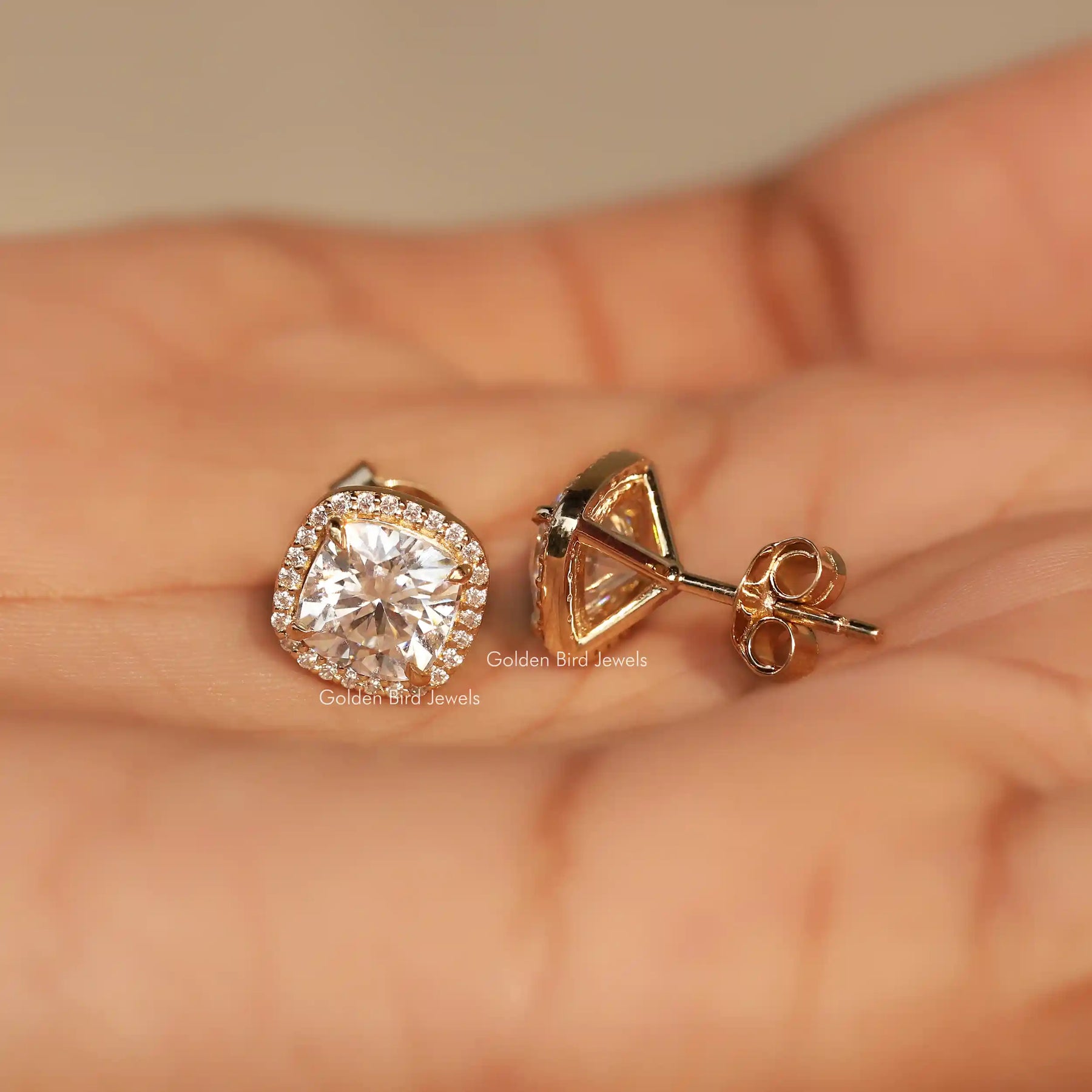 Front And Back Side View Of solitaire stud earrings crafted in moissanite 