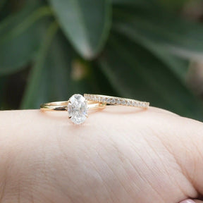 Detailed View of Oval Cut Bridal Wedding Ring Set In Yellow Gold
