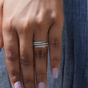 [Colorless Round Cut Spiral Eternity Band]-[Golden Bird Jewels]