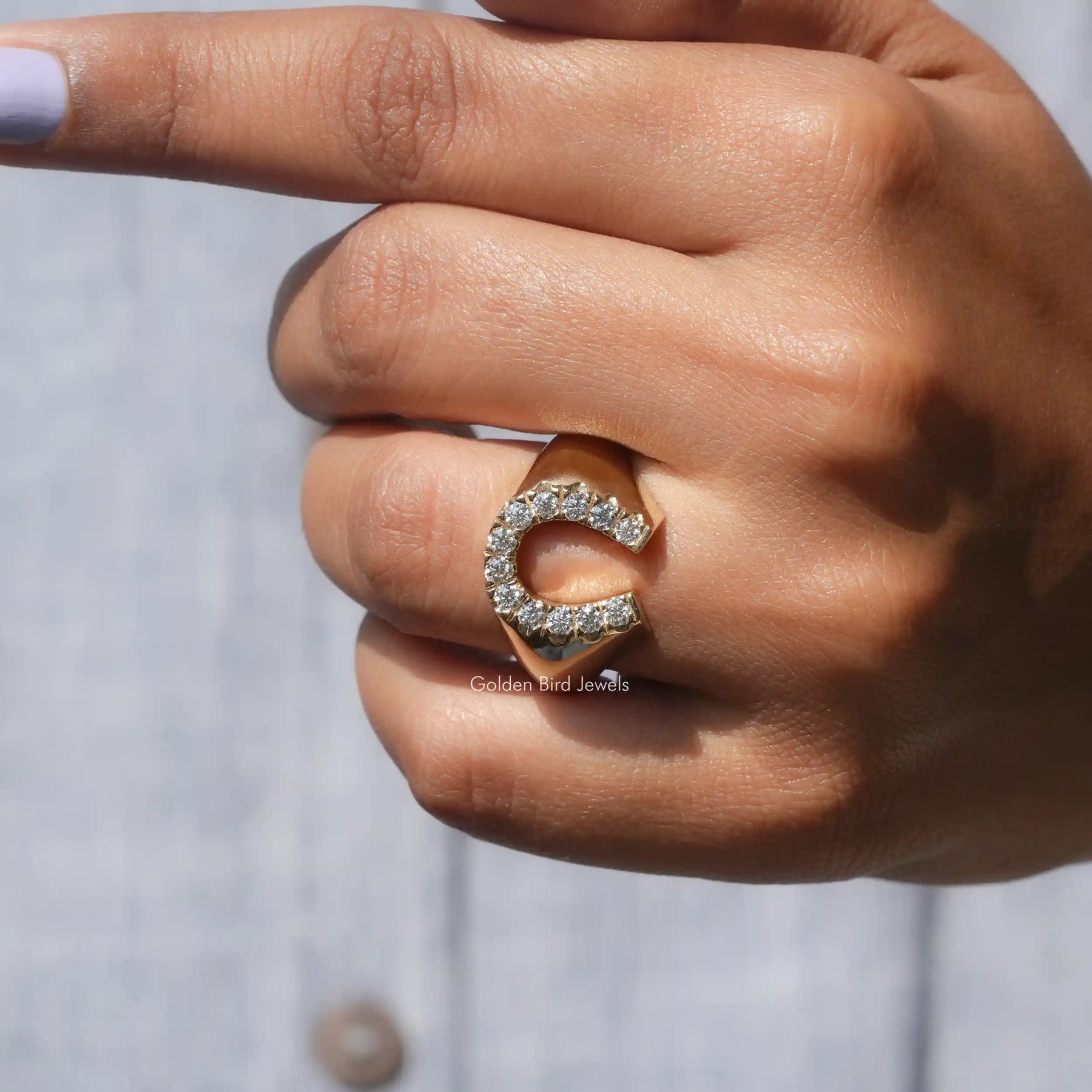 Full view of moissanite Ring in unique shape 