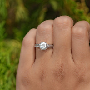 Detailed View of Vintage Round Cut Engagement Ring In White Gold