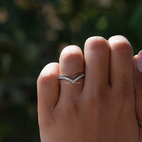 [Moissanite Round Cut Wedding Band]-[Golden Bird Jewels]