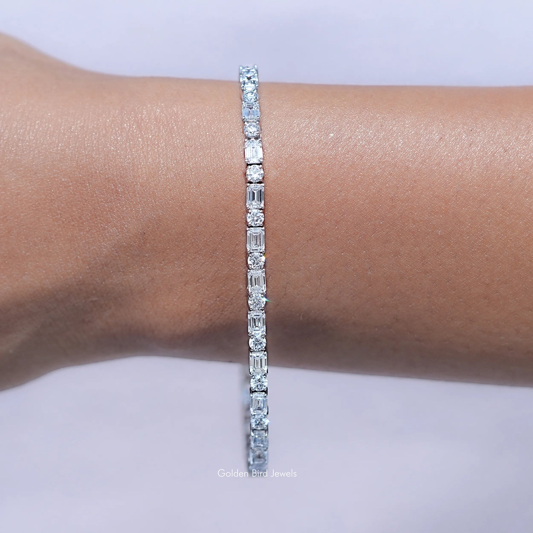 Emerald And Round Cut Diamond Tennis Bracelet