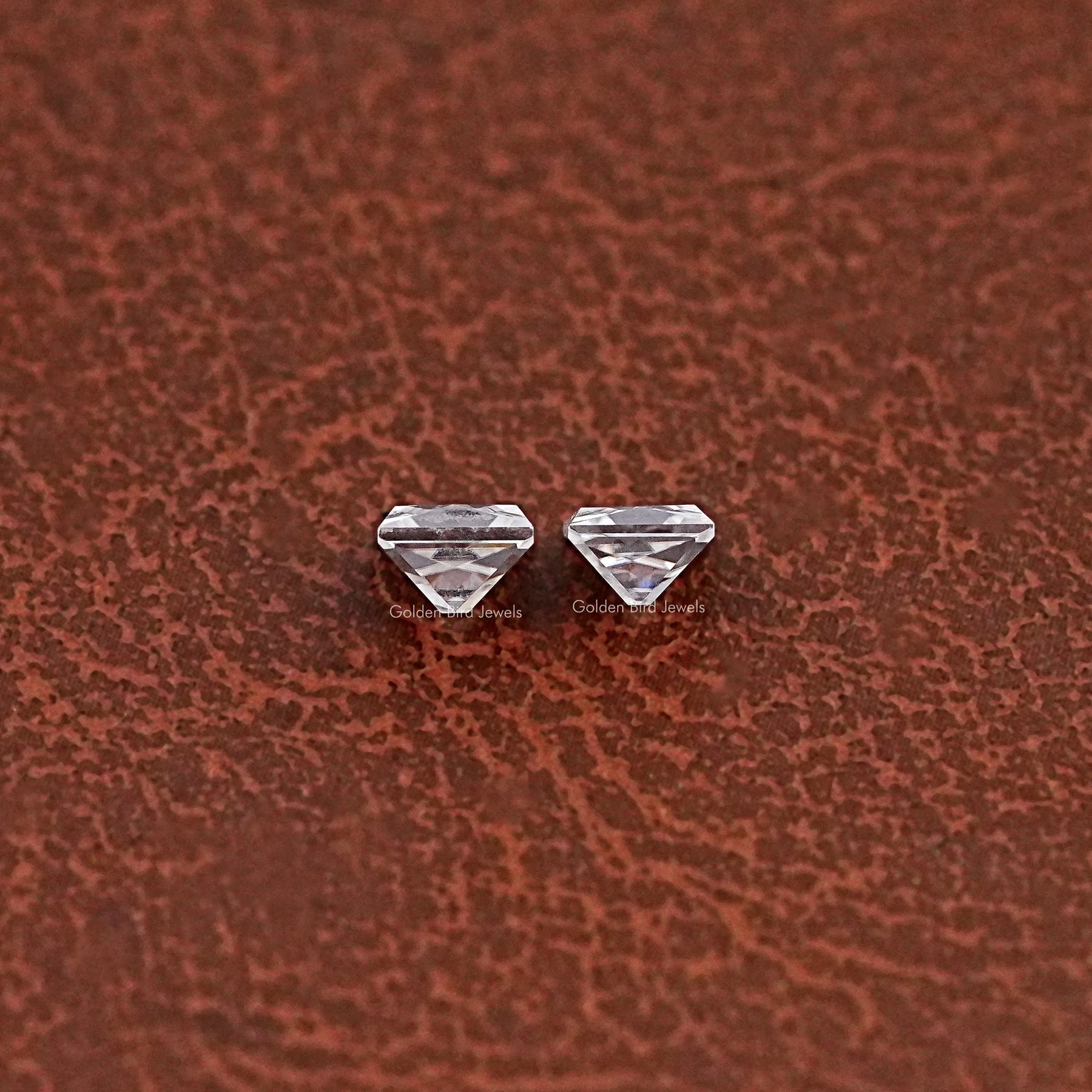 Side View Of Triangle Cut Lab Loose moissanite  