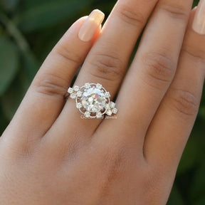 Close-Up View of Round Cut Moissanite Vintage Ring In White Gold