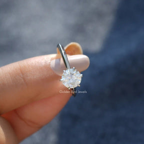 In finger front View of Round Cut Solitaire Moissanite Ring