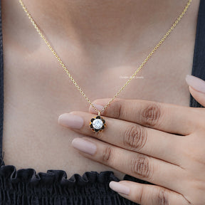 Front View Of European Cut Flower Shaped pendant 