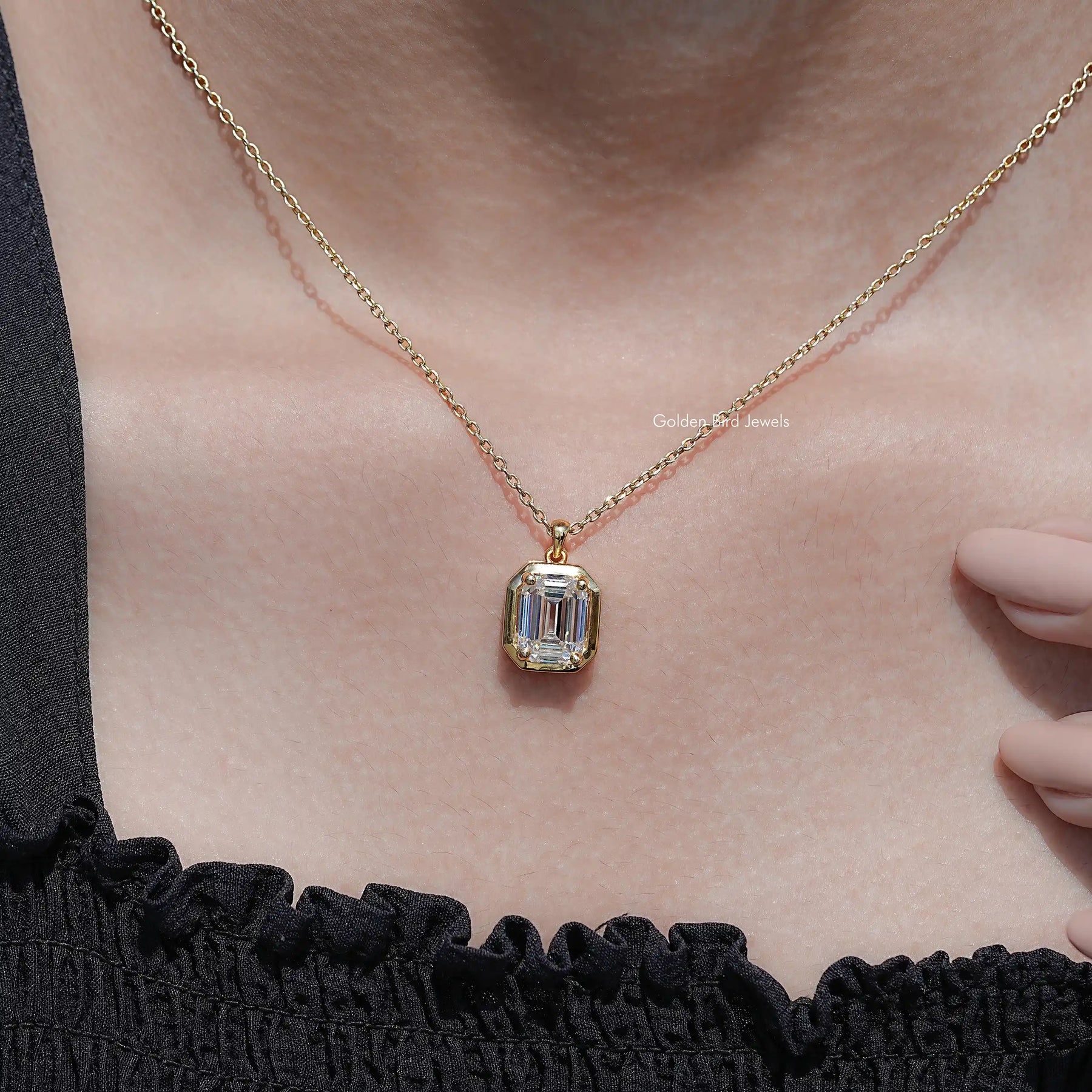 Old Mine Emerald Shaped Moissanite Pendant