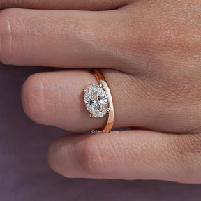 Oval Cut Curved Solitaire Bridal Set Engagement Ring