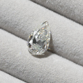 Detailed View Of Near Colorless Pear Shaped Loose Stone