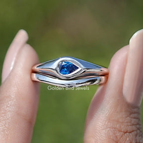 Front view of Pear Shaped Gemstone Bridal Ring Set