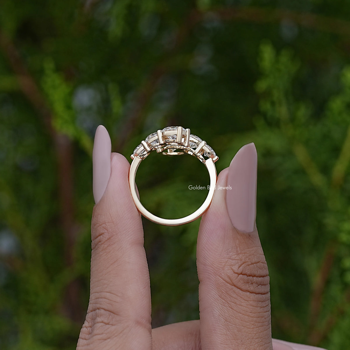 Round Cut Moissanite Bypass Shank Pendant