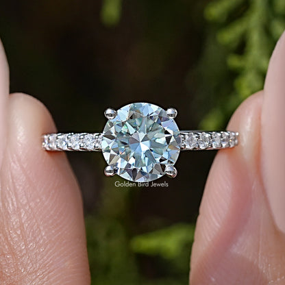 Round Cut Moissanite Gemstone Solitaire Accent Ring